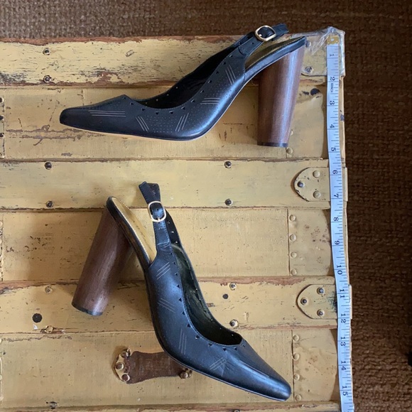 NWOB ABS ALLEN SCHWARTZ 100% LEATHER CUTOUT STACKED CHUNKY HIGH HEEL PUMPS 8.5 - Picture 2 of 14